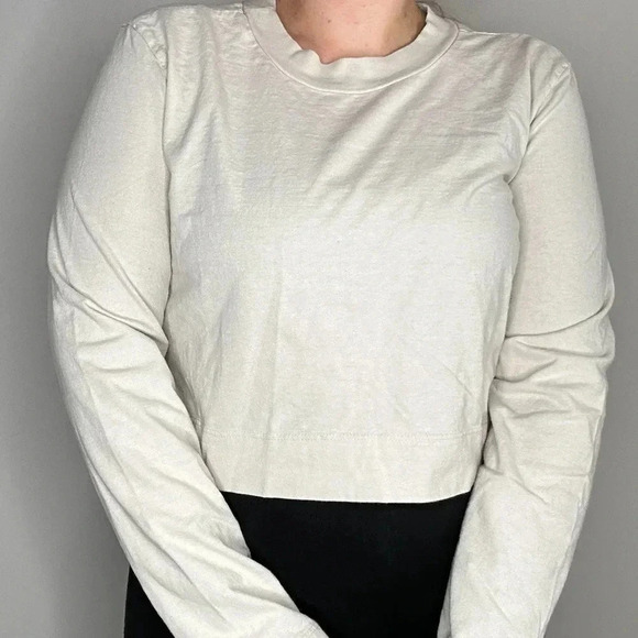 Tan lines by Sivan - Beige Cropped Long Sleeve Shirt - Picture 1 of 5